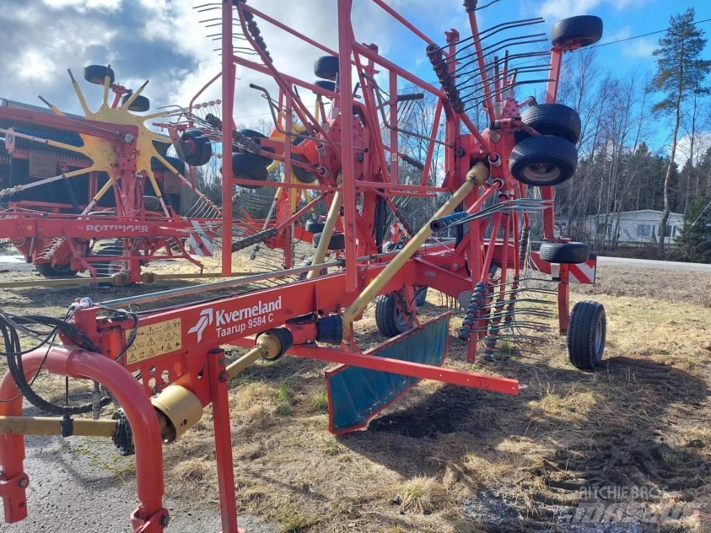 Kverneland 9584C Windrowers