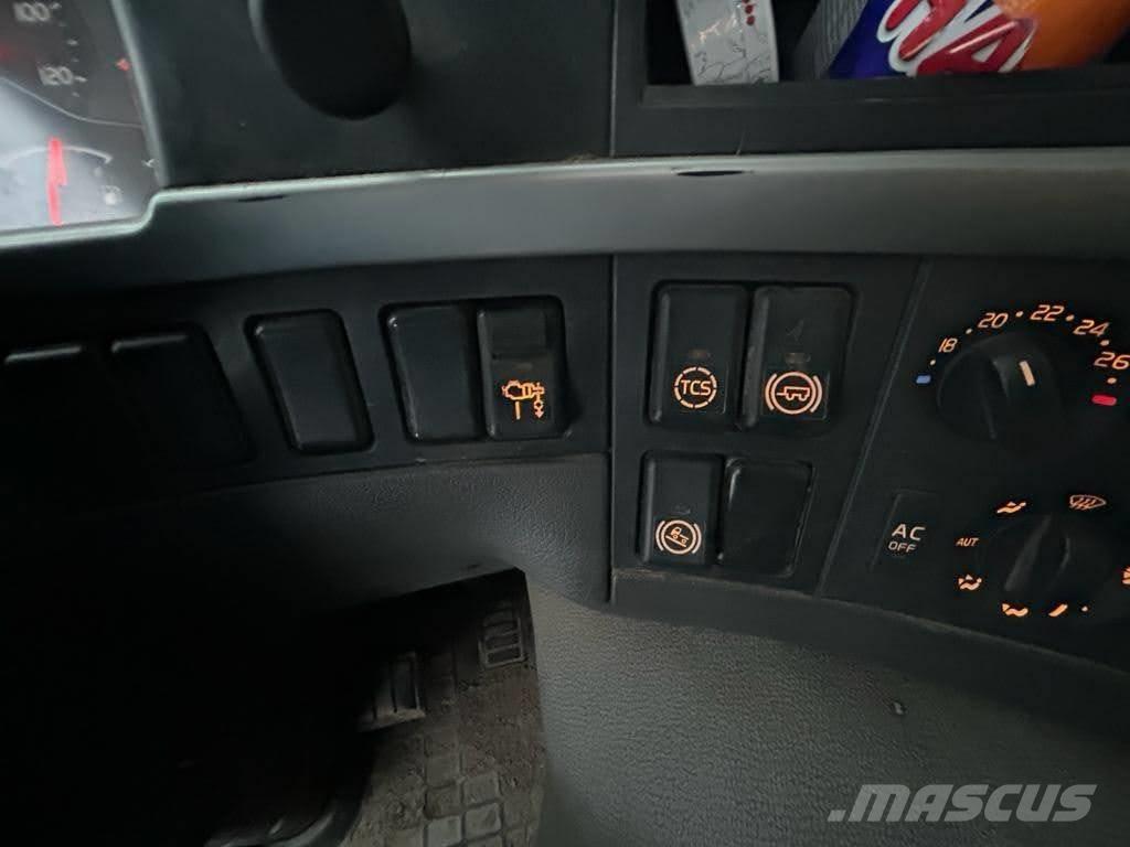 Volvo FM 460 Crane trucks