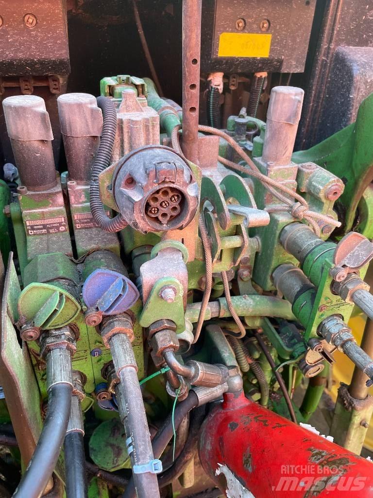 John Deere 6630STD Tractors