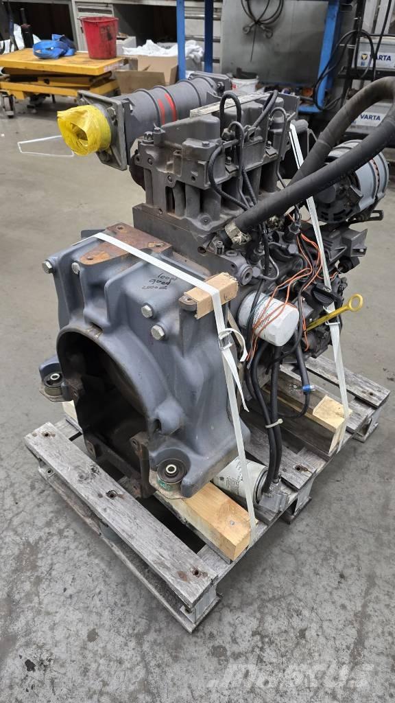 Deutz F2M1011 Engines