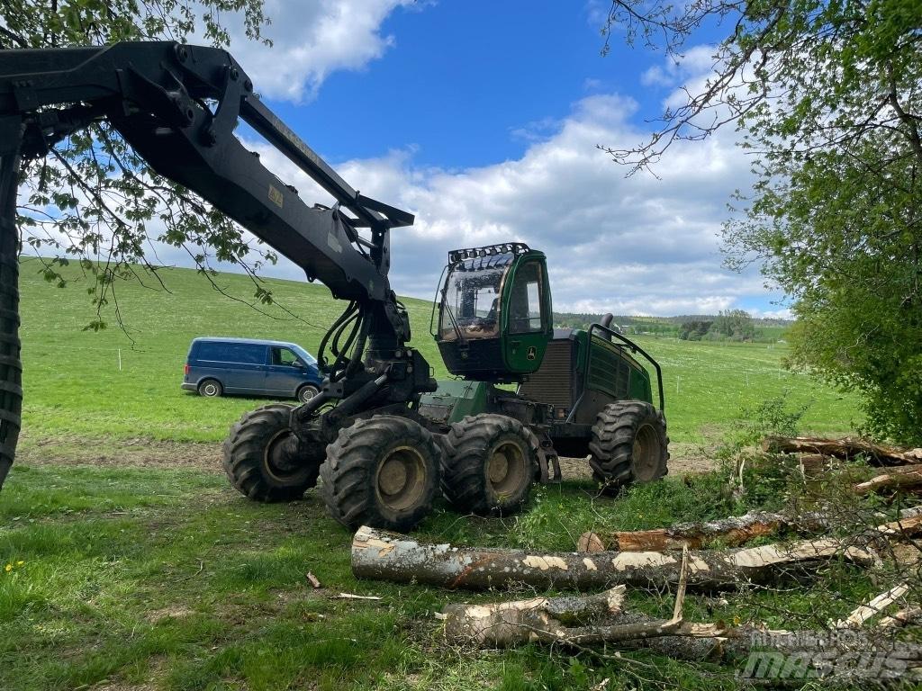 John Deere 1470 G Harvesters