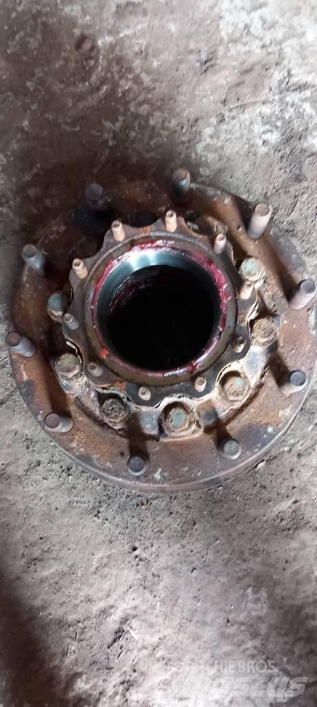 Scania 94 D.   1382884 Axles