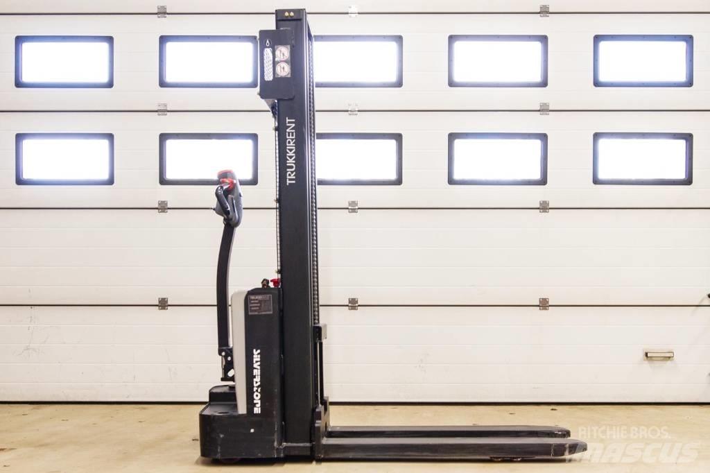 Silverstone EST 122 Pedestrian stacker