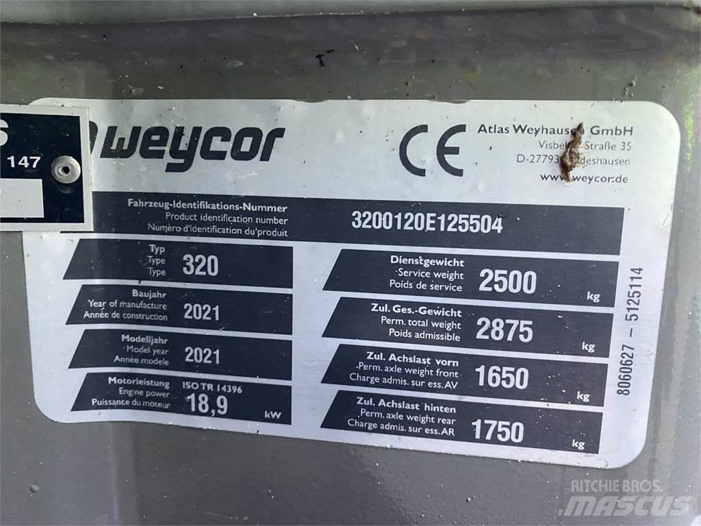 Weycor AR320 Cab Multi purpose loaders