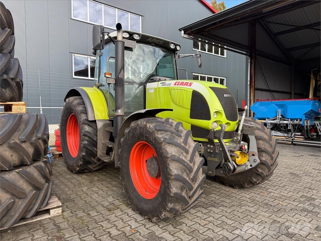 CLAAS Ares 697 ATZ Tractors