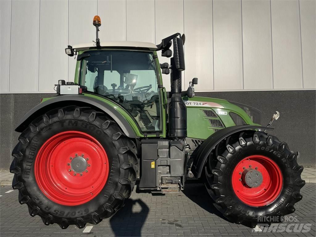 Fendt 724 S4 Tractors