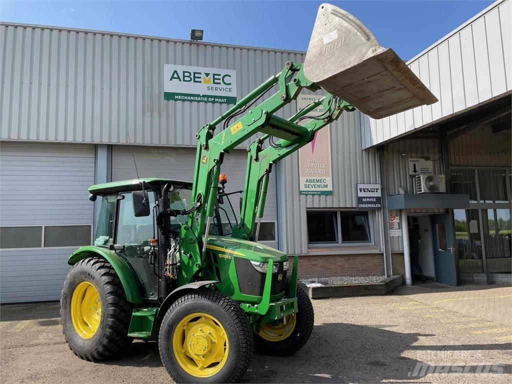 John Deere 5058 Tractors