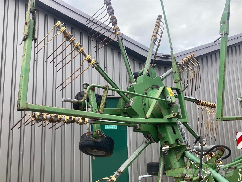 Krone 1201 hark Rakes and tedders