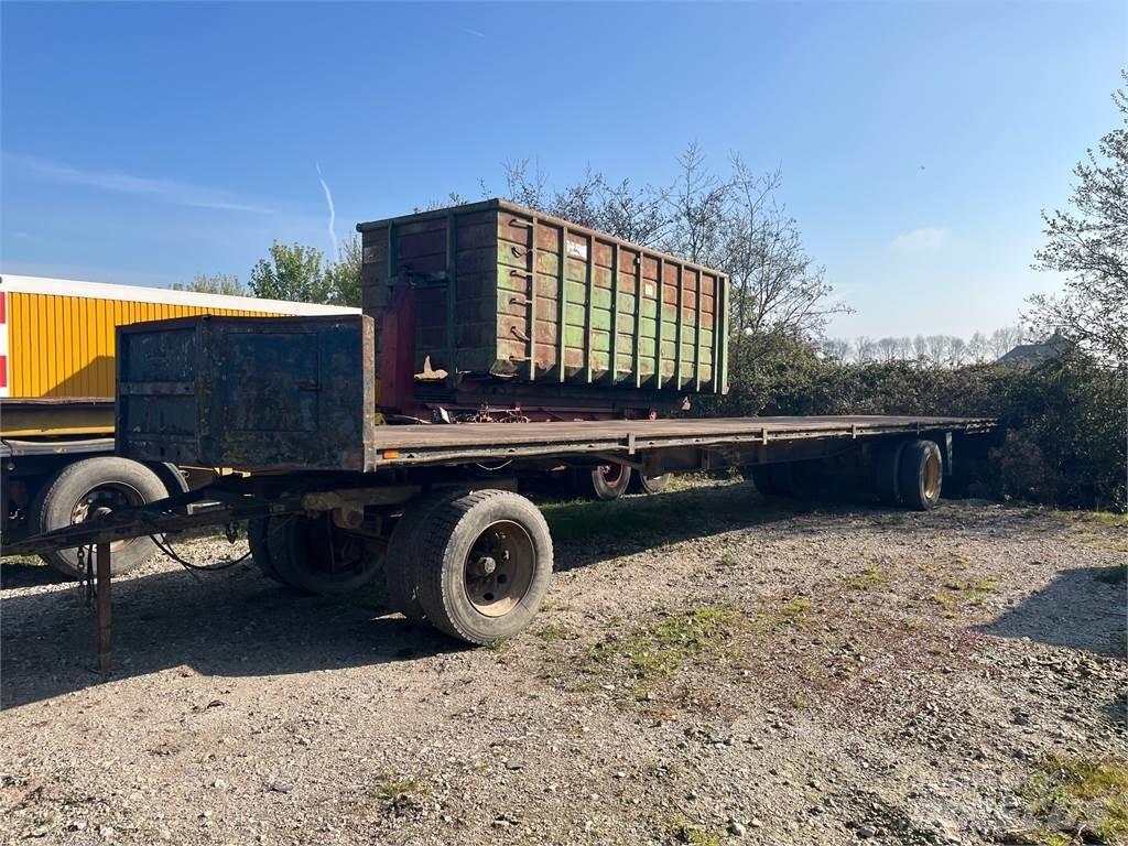  PATTE WAGEN Animal transport trailers