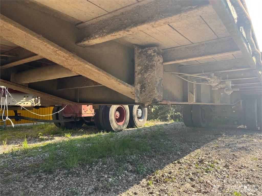  PATTE WAGEN Animal transport trailers