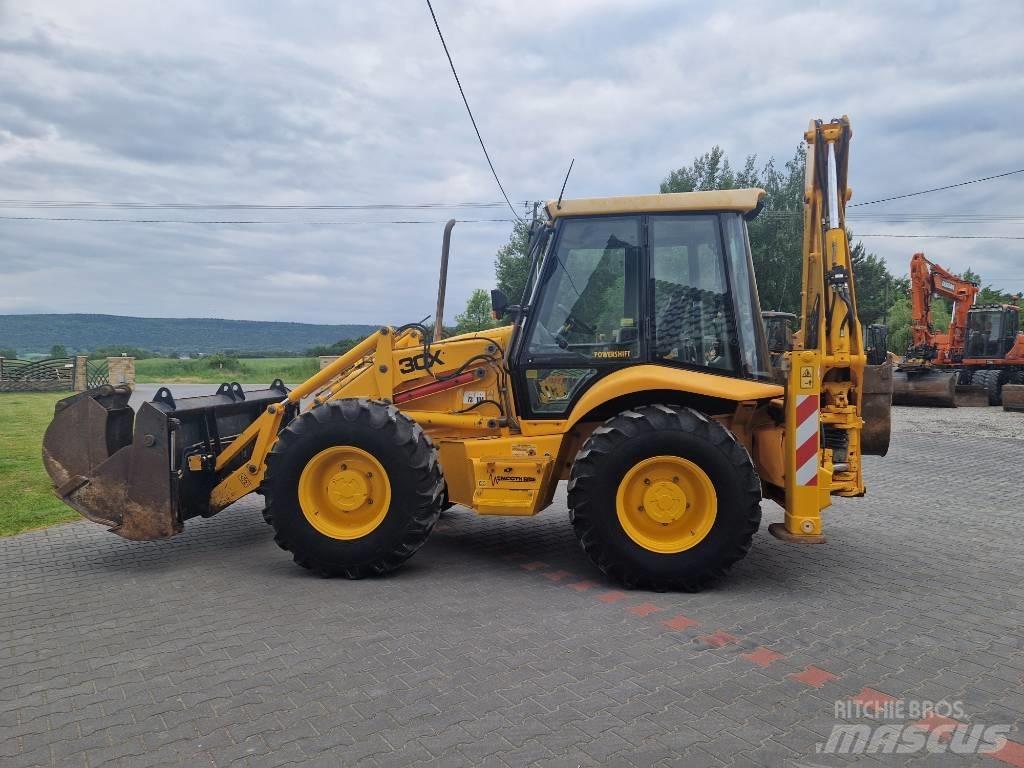 JCB 3 CX Backhoe loaders