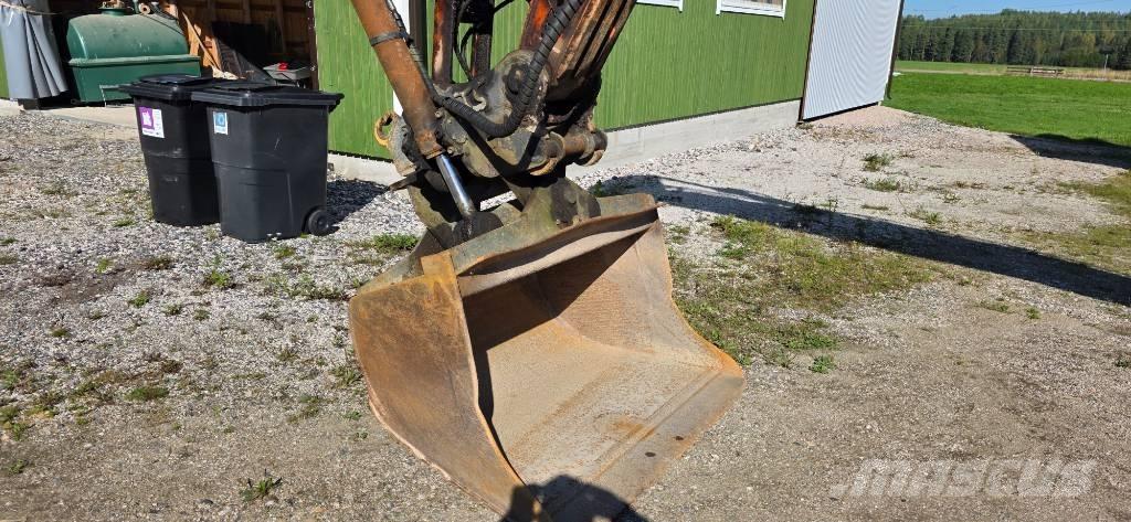 Doosan DX 225 LC Crawler excavators