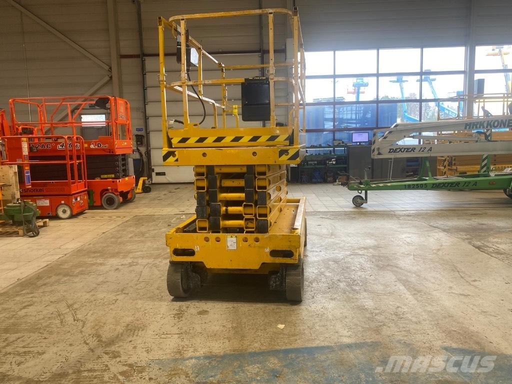 Haulotte Compact 14 Scissor lifts