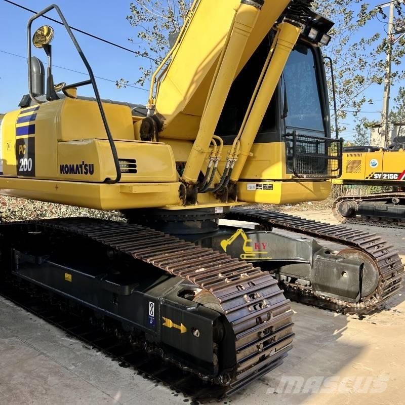 Komatsu PC 200-8 Crawler excavators
