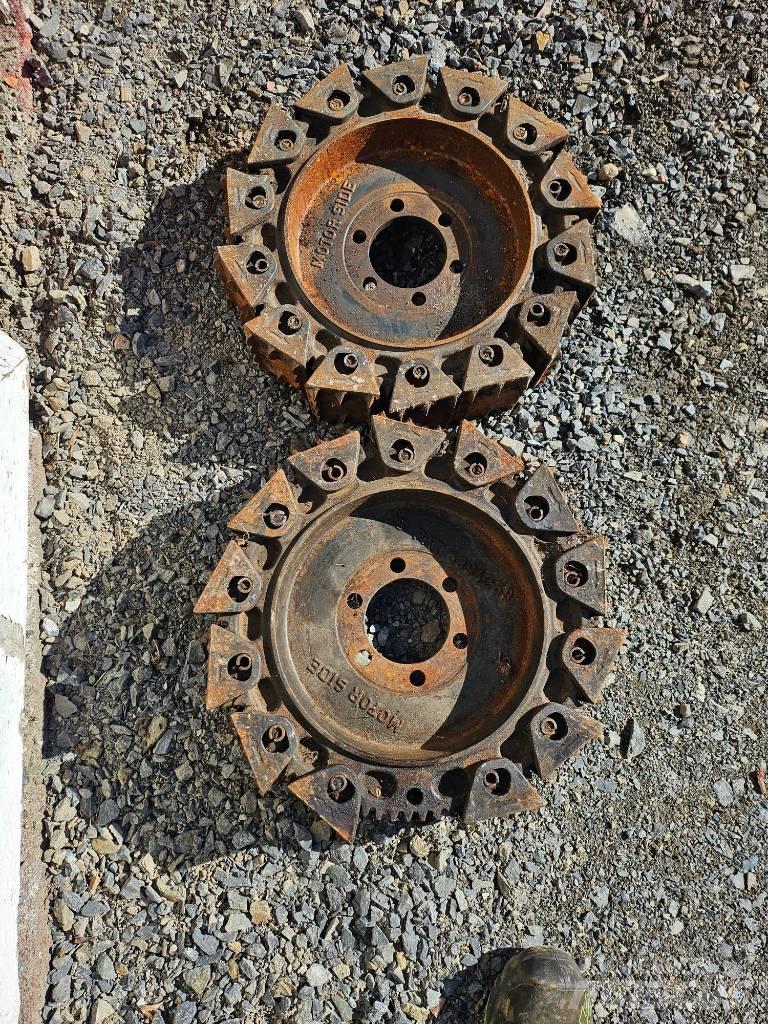 Ponsse H 60 Harvester heads