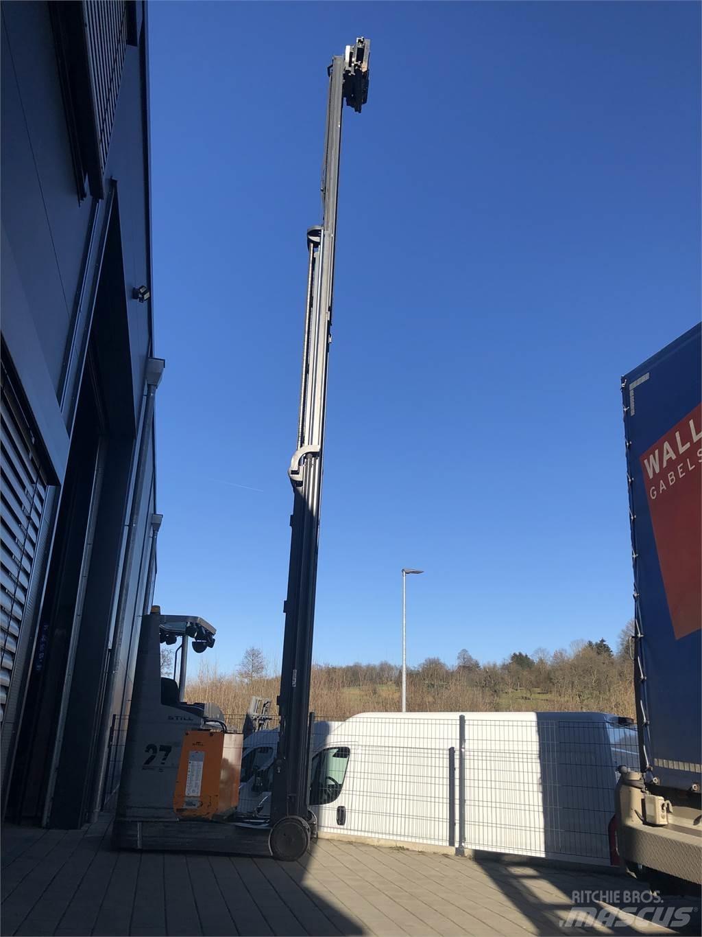 Still FMX20 Reach trucks