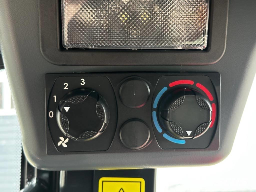 Yanmar V 7 Wheel loaders