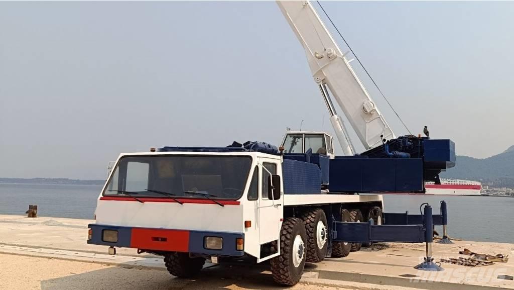 Liebherr LT 1090 All terrain cranes