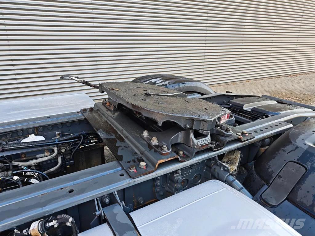 DAF XF 460 4x2 Tractor Units