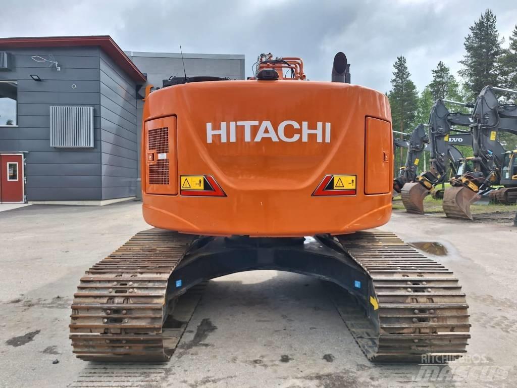 Hitachi ZX225USLC-7 Crawler excavators