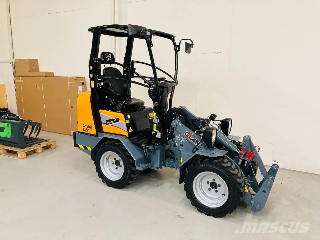 GiANT G 1500 X-tra Mini loaders