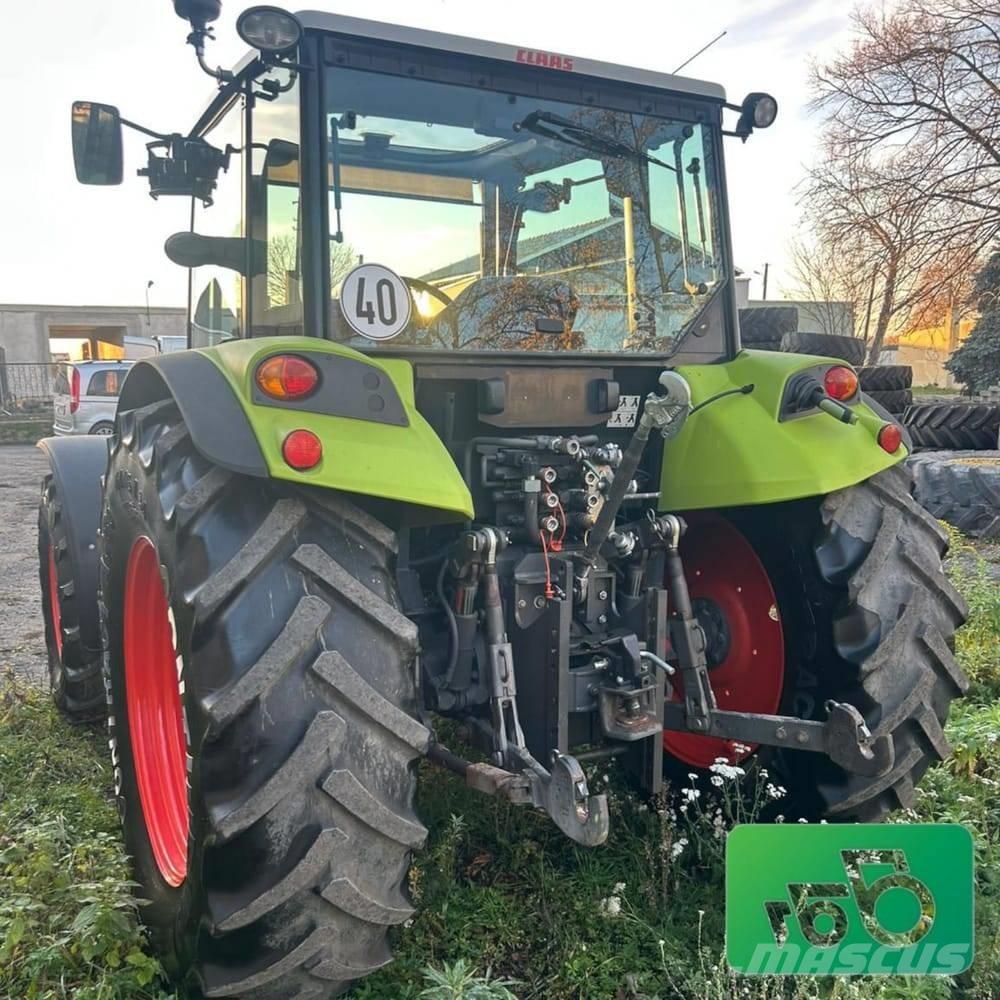 CLAAS Axos 320 Tractors