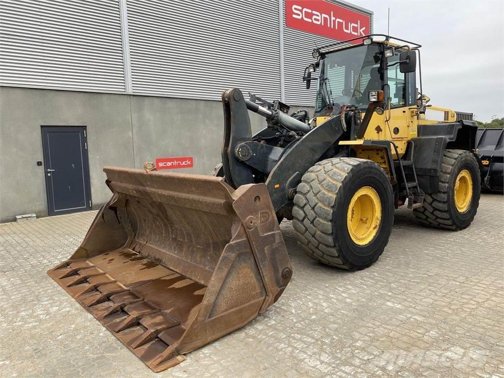 Komatsu WA320PZ-6 Wheel loaders