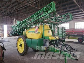John Deere 732 Trailed sprayers