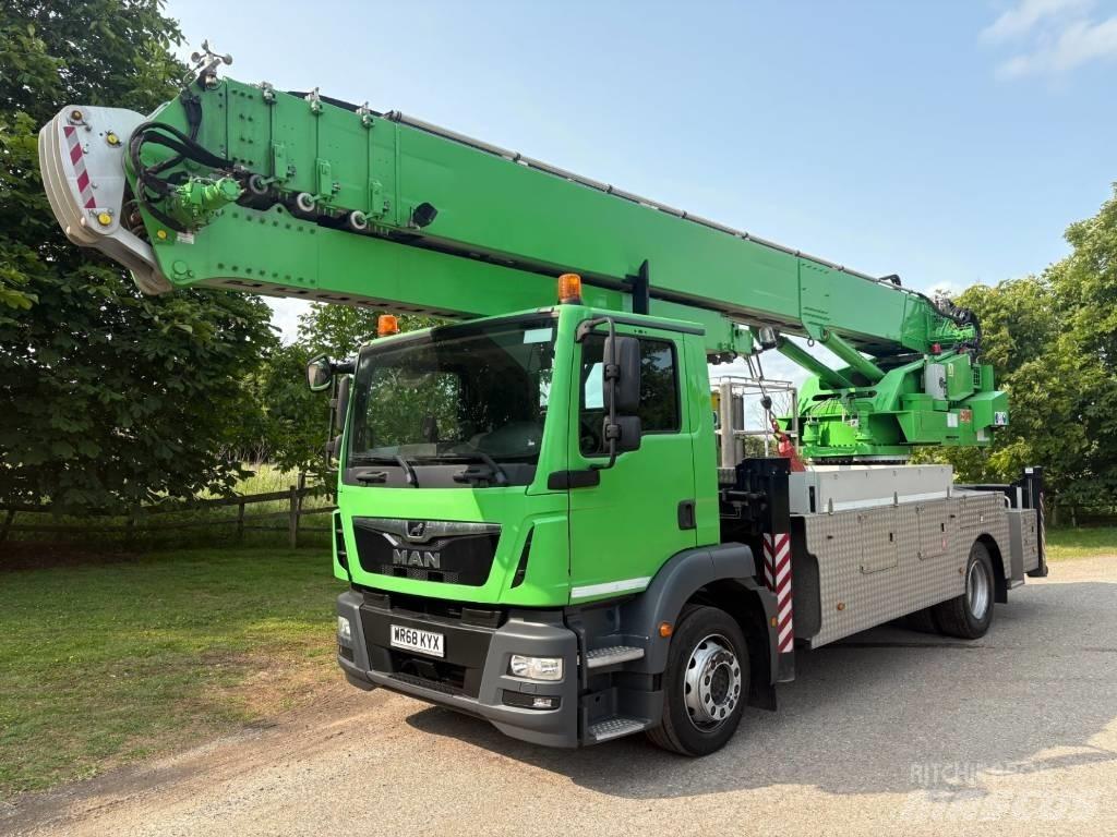 Klaas K950 All terrain cranes