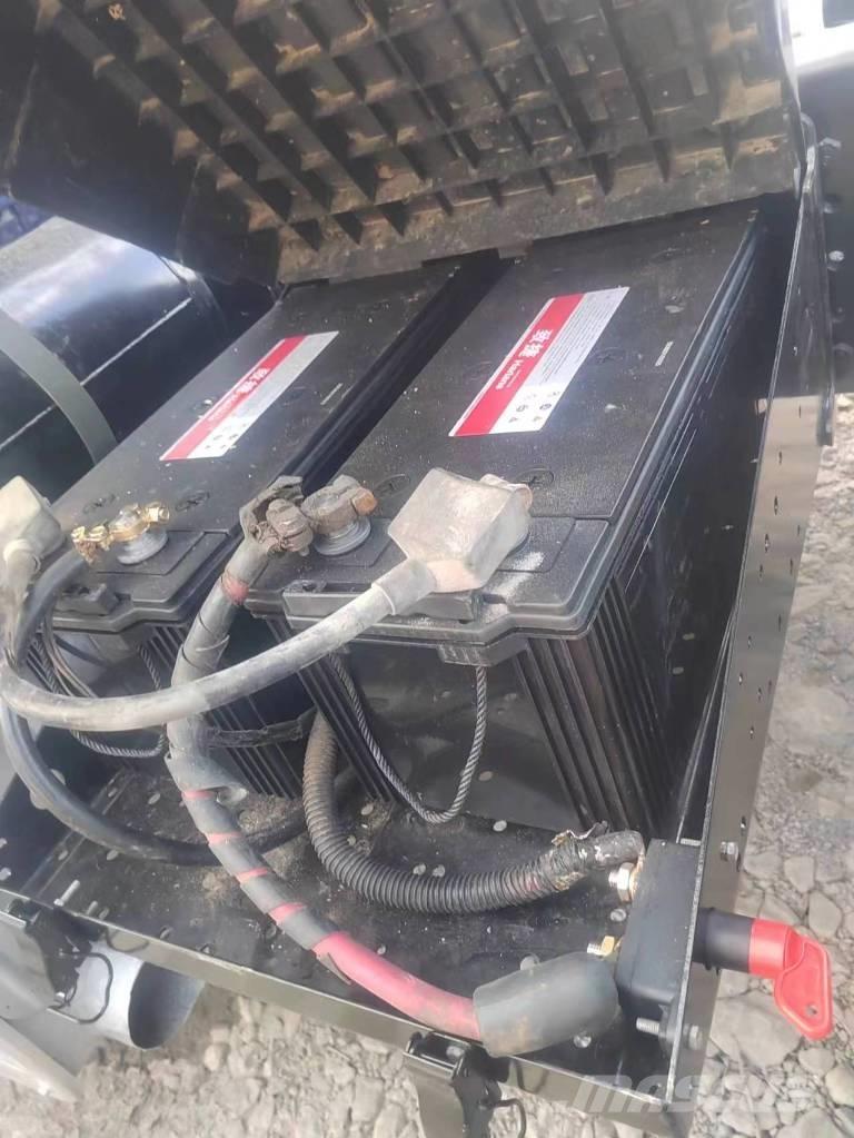 Shacman F3000 6x4 Tractor Units