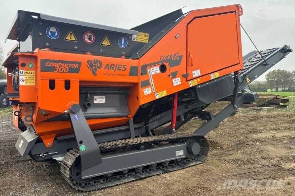 Arjes 300 Compaktor Waste Shredders
