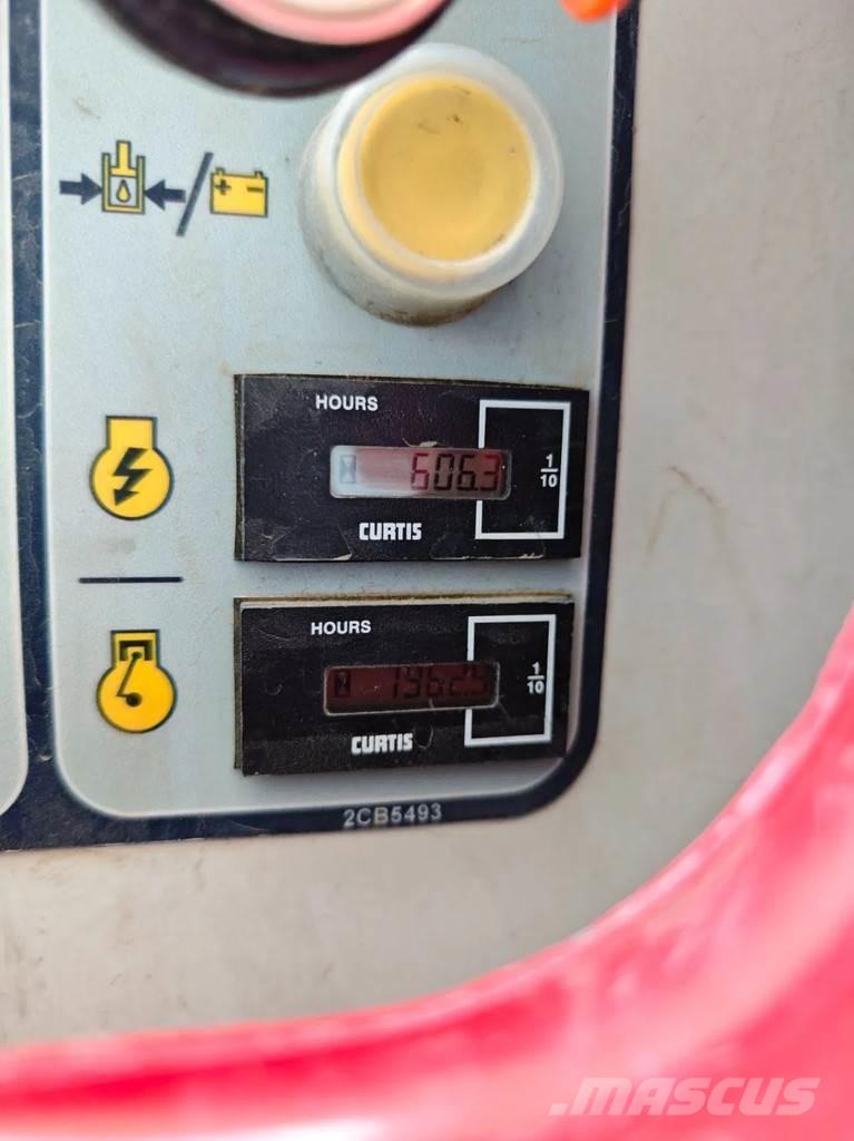 Dino 220 XTC 2 Articulated boom lifts