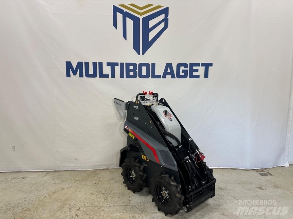 Sherpa Z30 Mini loaders
