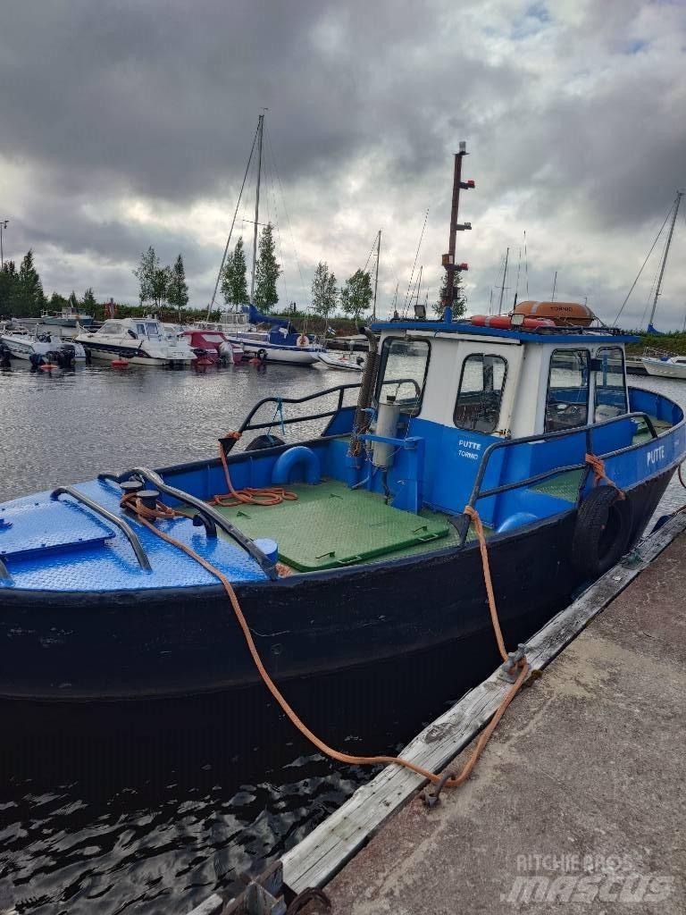 Hinaaja Putte Work boats / barges