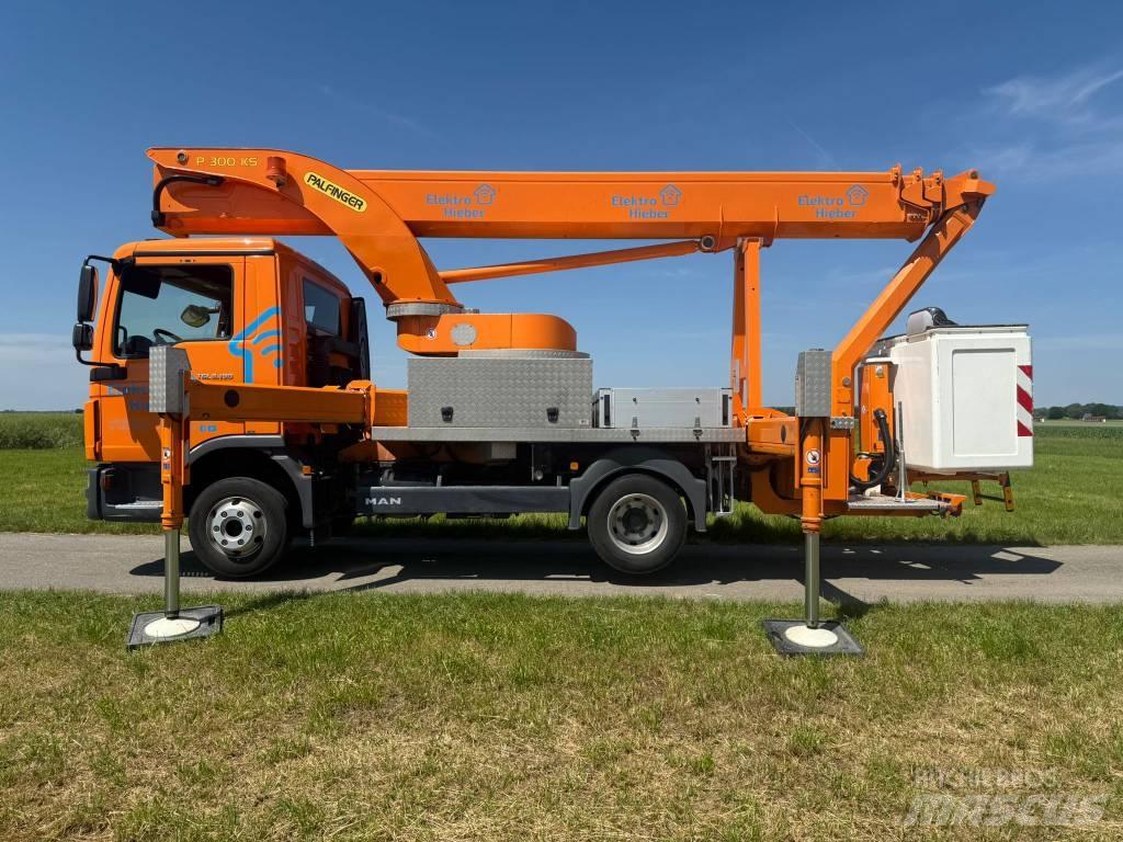 Palfinger P 300 KS Truck & Van mounted aerial platforms