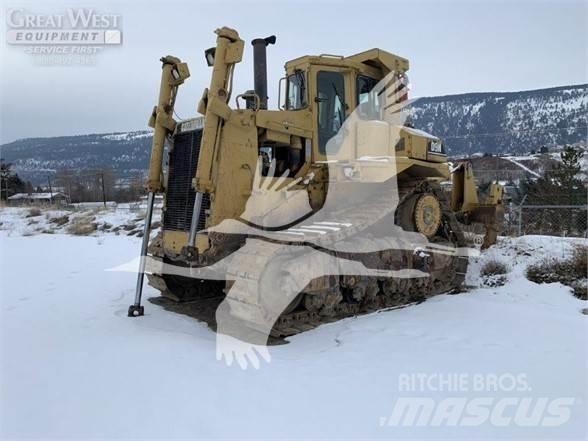 CAT D9N Crawler dozers