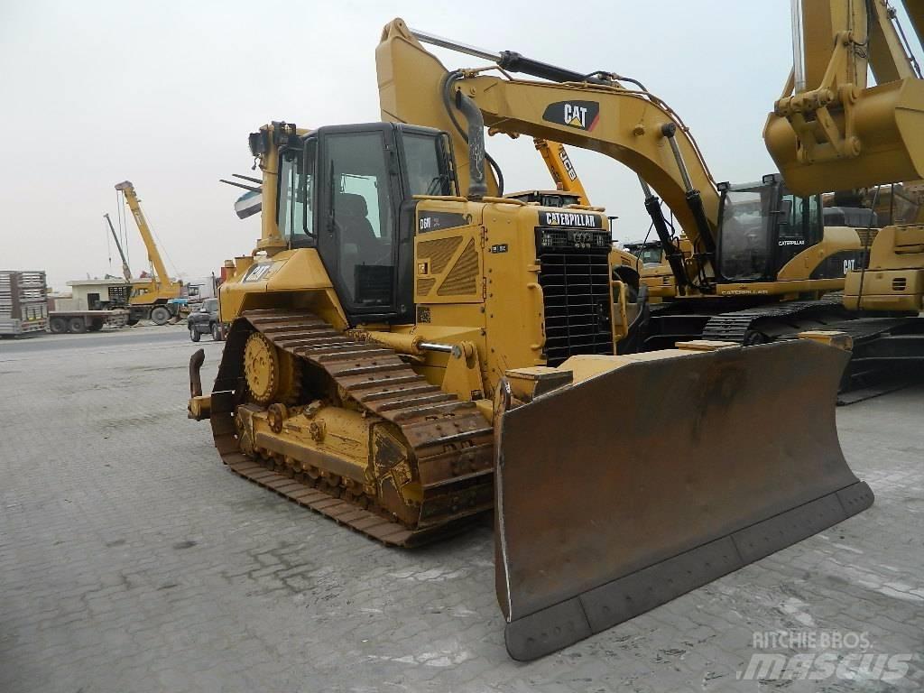 CAT D 6 N XL Crawler dozers
