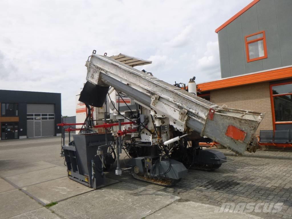 Wirtgen SP250 Concrete Stone machines