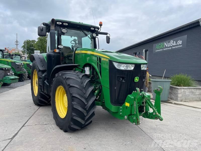 John Deere 8335 r Tractors