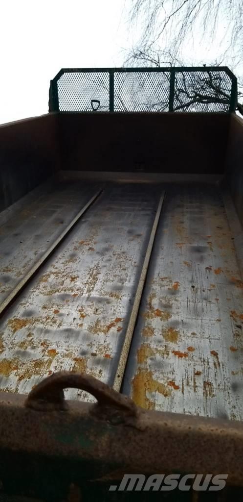 Sisu E11 Tipper trucks