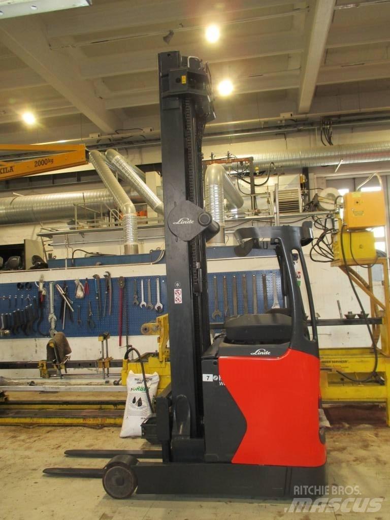Linde R 16 HD Reach trucks