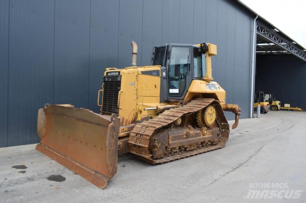 CAT D6N XL Crawler dozers