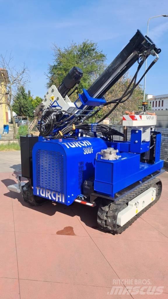  Turchi 300 F Piling rigs