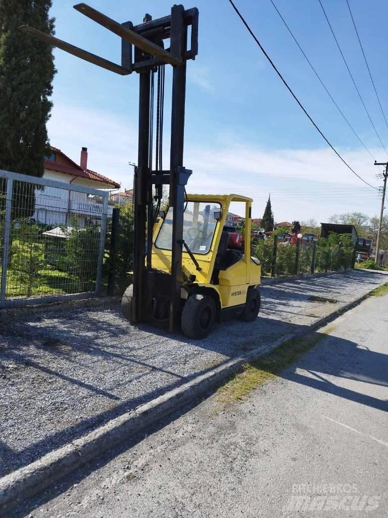 Hayter 4000 τ LPG trucks