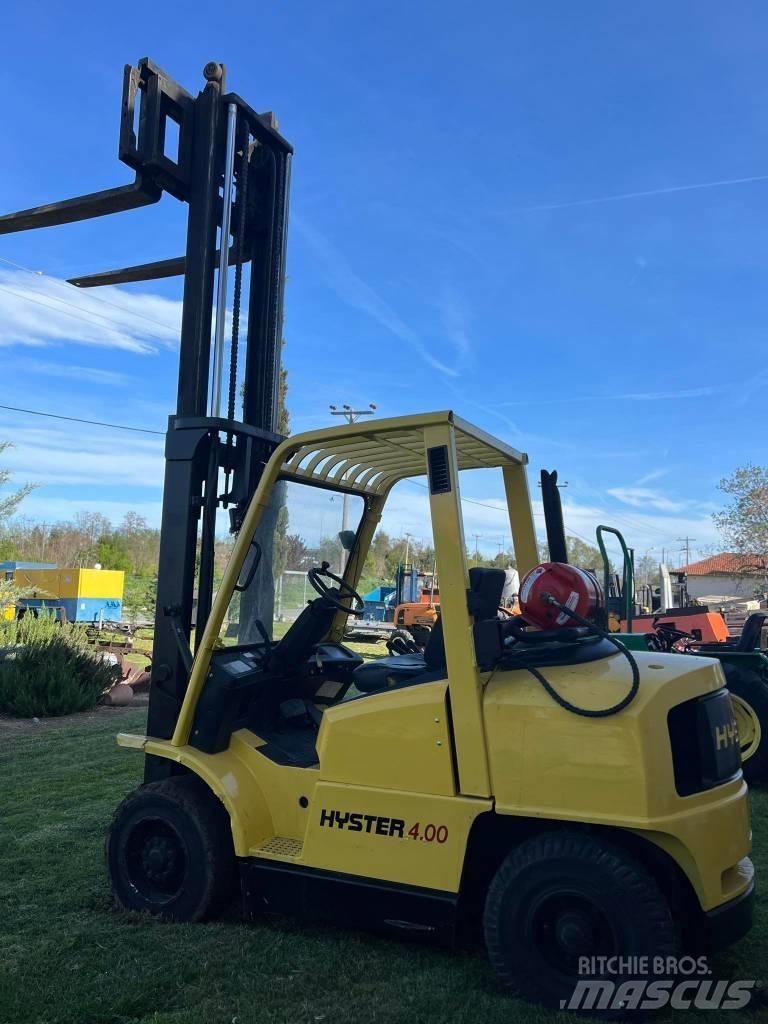 Hayter 4000 τ LPG trucks
