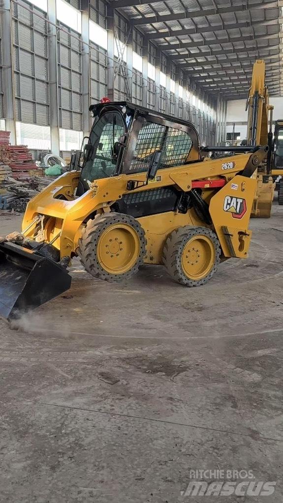 CAT 262 D Skid steer loaders