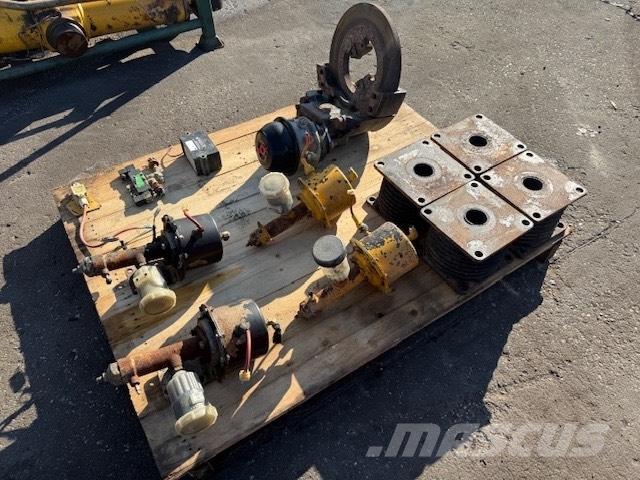 Bell B 40 C PODUSZKA Chassis and suspension