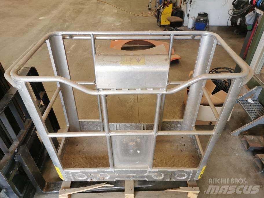 JLG X 20 J Booms and arms