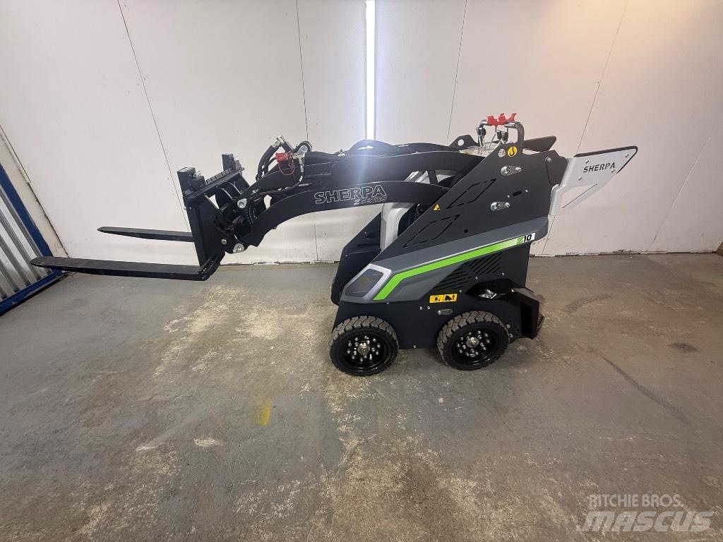Sherpa Z10 Mini loaders