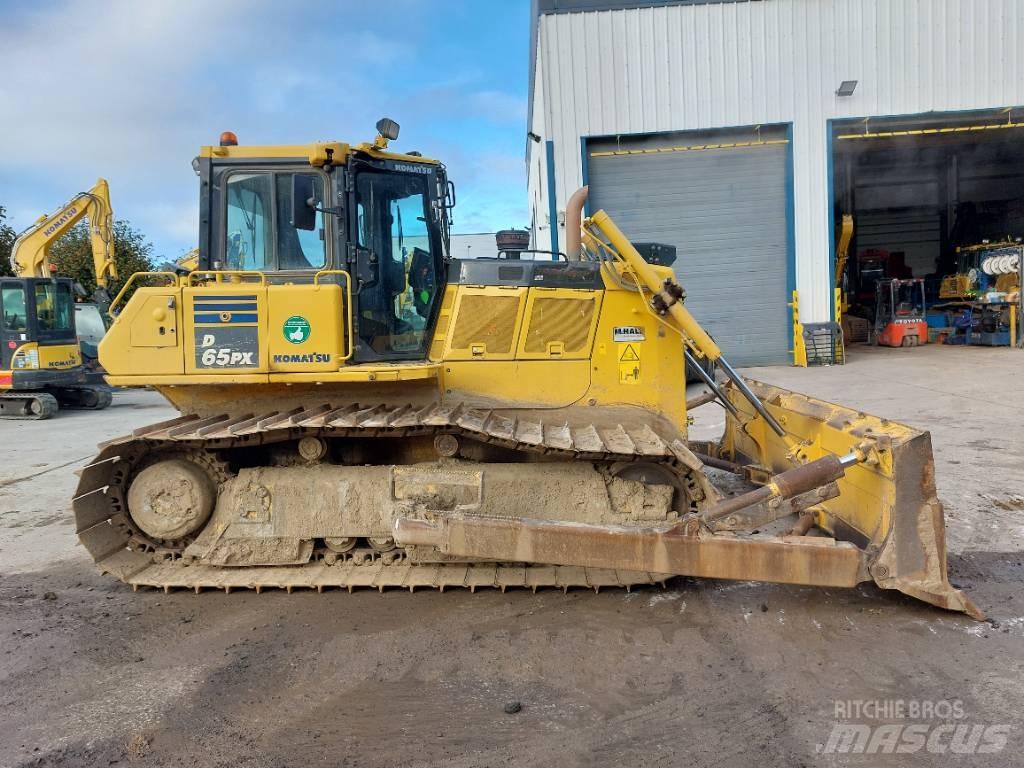 Komatsu D65PX-18 Crawler dozers
